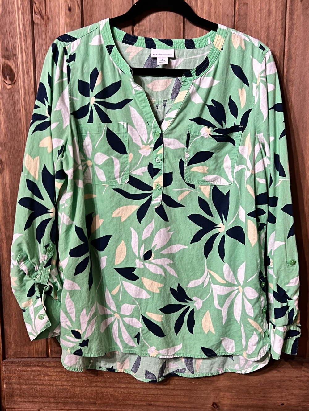Liz Claiborne Women's Green Floral Button-Neck Blouse